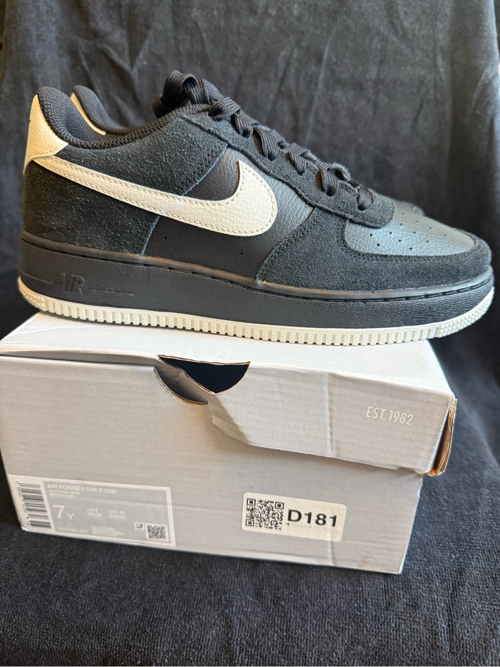 Nike Air Force 1 LV8 (GS) black/light bone
